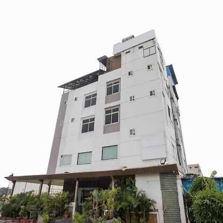 Capital O 1546 The Sensation Hotel Indore Buitenkant foto